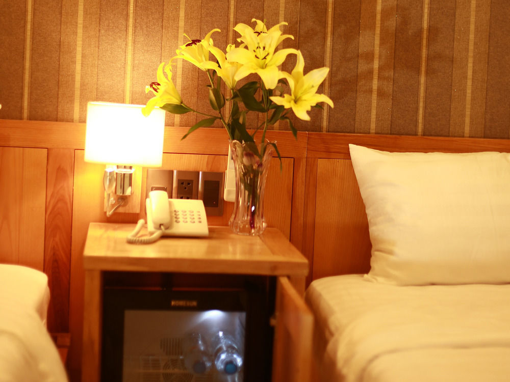 Valentine Hotel Da Nang Exterior photo